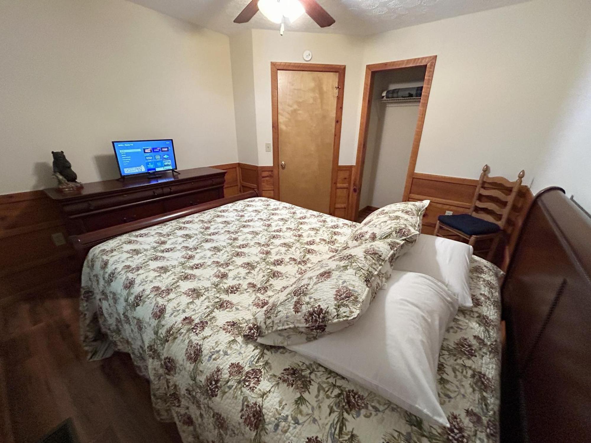 Tucked Away Cabin Pigeon Forge Buitenkant foto